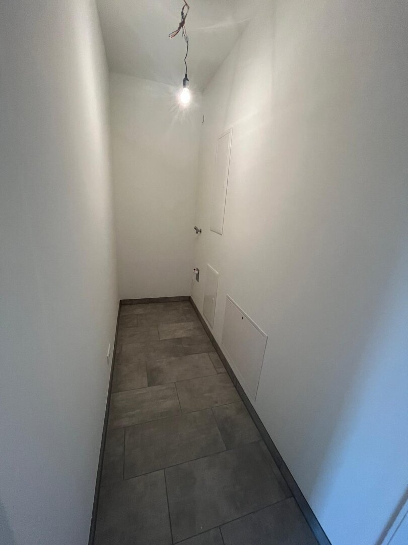 ERSTBEZUG : Überaus elysische Eineinhalbzimmerwohnung mit Tiefgaragrenplatz und Balkon im Bezirk St. Peter, zur Miete!