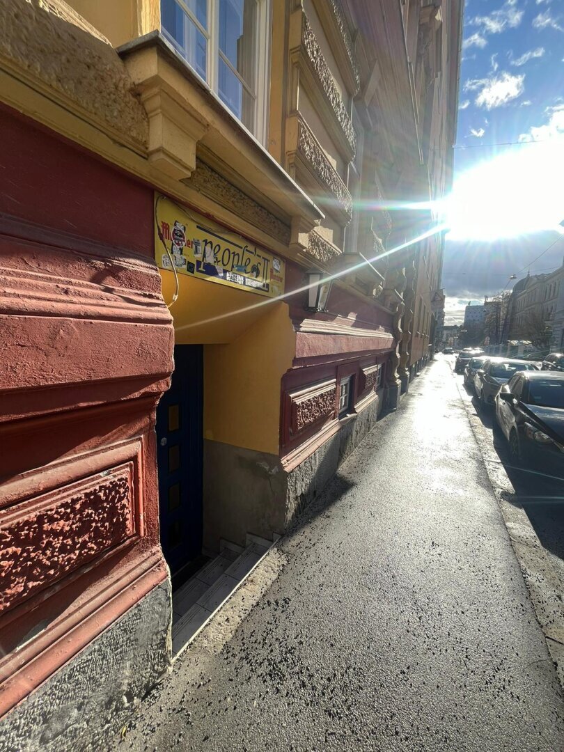 Büro, Praxis, Atelier, Seminarraum oder Vereinshaus & Bürofläche – Der perfekte Ort für Teams und Projekte zur Miete in der Gartengasse!
