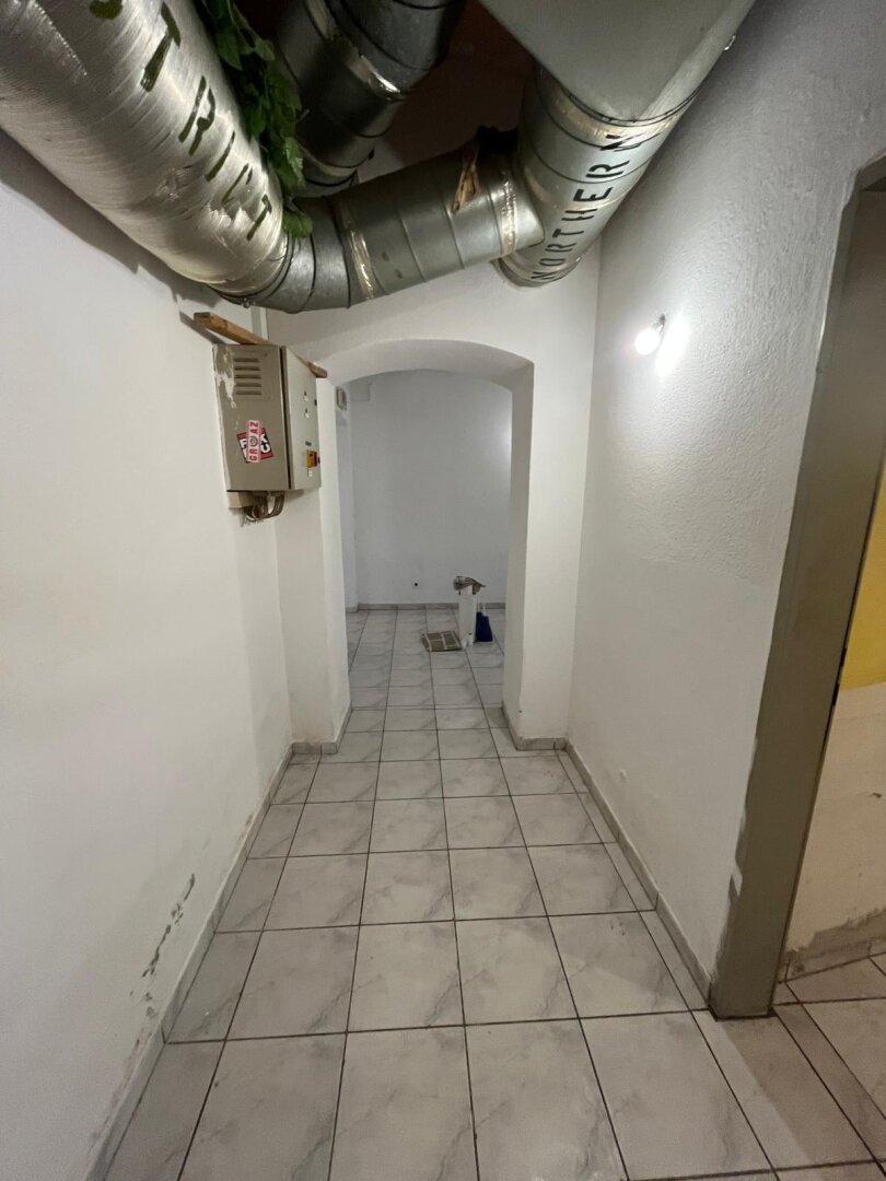 Büro, Praxis, Atelier, Seminarraum oder Vereinshaus & Bürofläche – Der perfekte Ort für Teams und Projekte zur Miete in der Gartengasse!