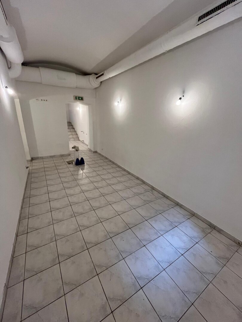 Büro, Praxis, Atelier, Seminarraum oder Vereinshaus & Bürofläche – Der perfekte Ort für Teams und Projekte zur Miete in der Gartengasse!