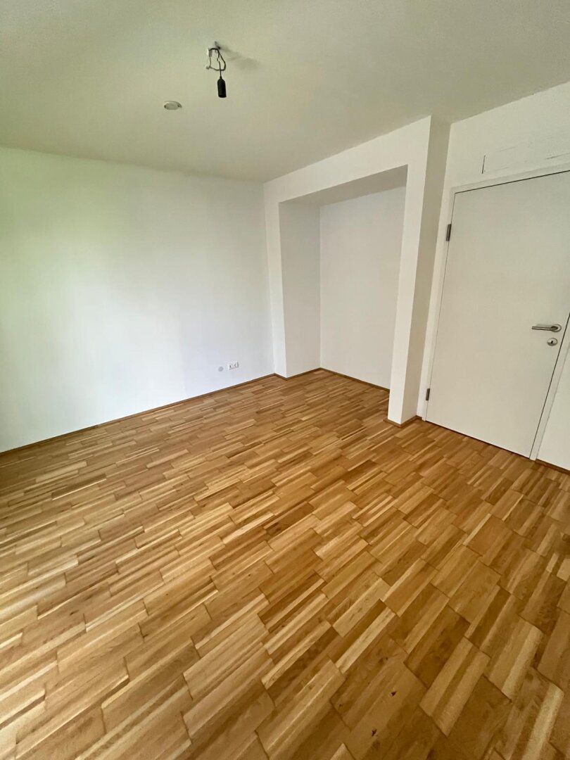 Höchst originelle & sehr schöne Maisonette-Wohnung in der Griesgasse – Stilvoll wohnen, Haustiere erlaubt! WG geeignet!
