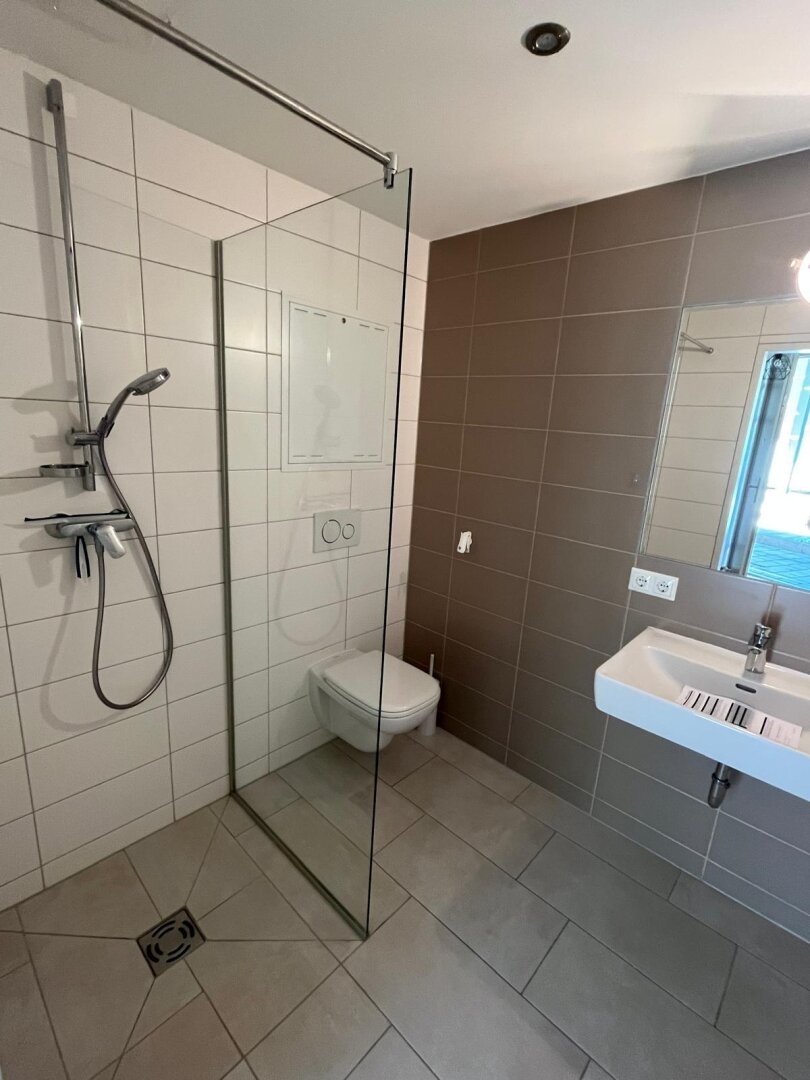 Höchst originelle & sehr schönes Reihenhaus in der Griesgasse – Stilvoll wohnen, Haustiere erlaubt! WG geeignet!