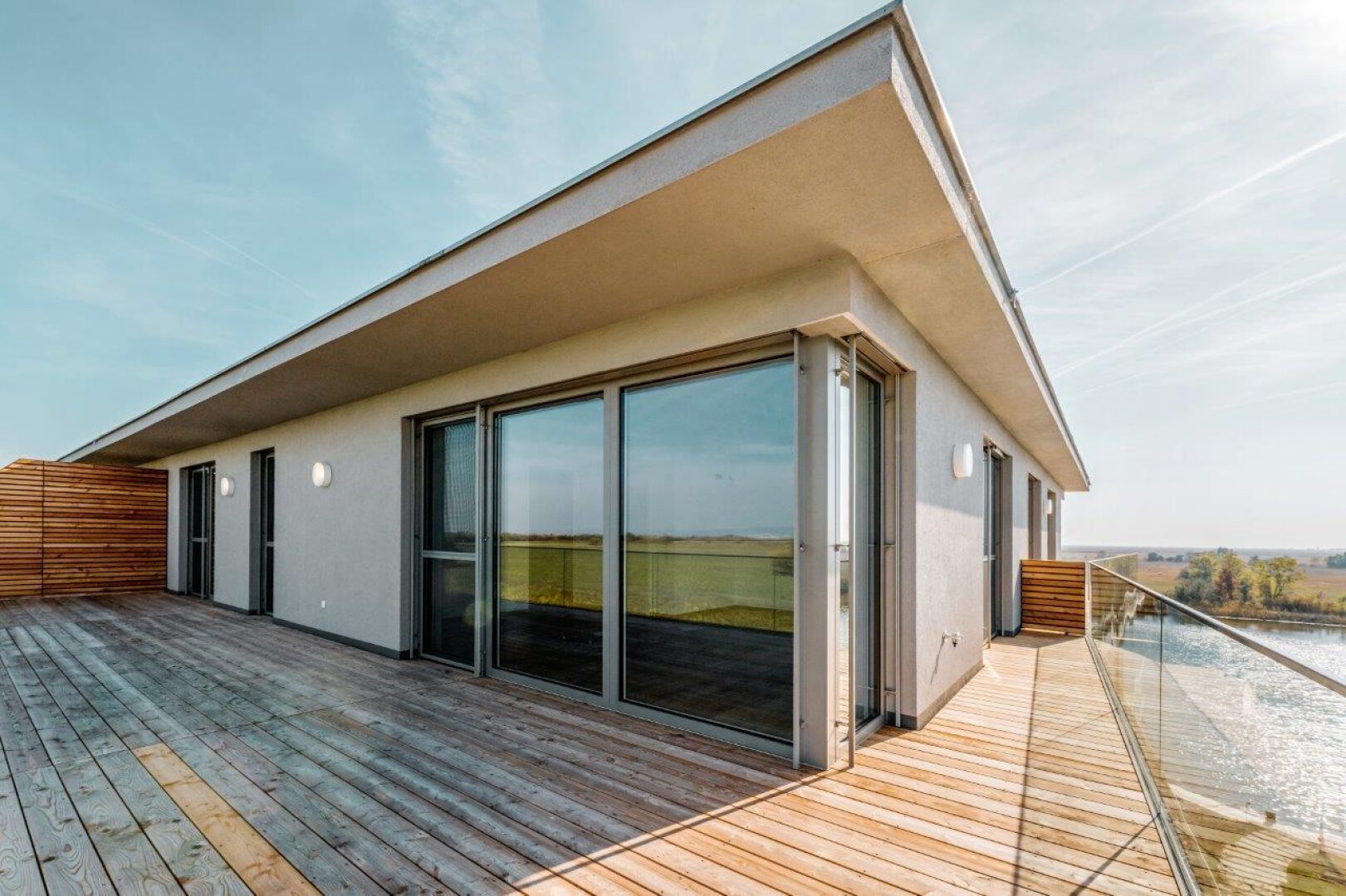 Provisionsfreie 2 Zimmer Dachgeschoßwohnung mit Pool- und Seezugang im Seepark Oggau!