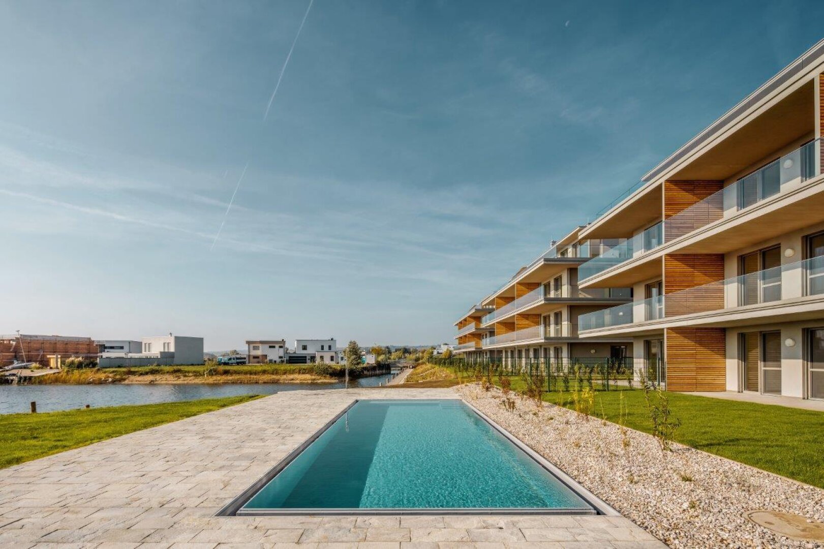 Provisionsfreie 2 Zimmer Dachgeschoßwohnung mit Pool- und Seezugang im Seepark Oggau!