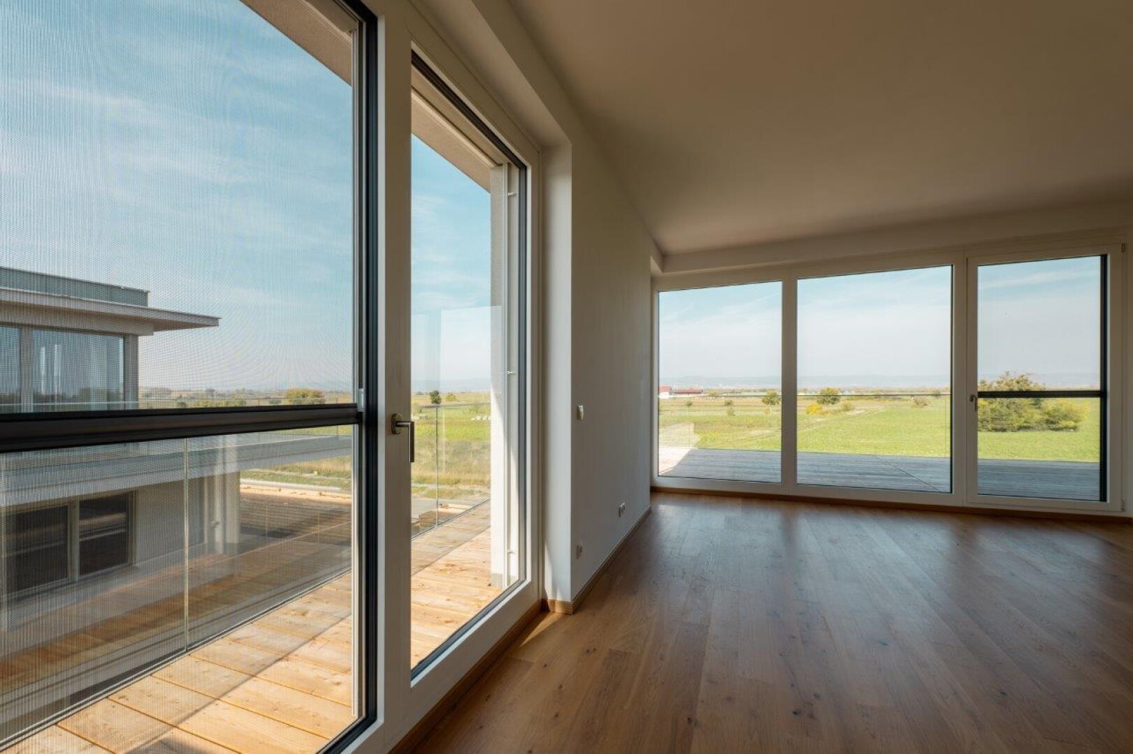 Provisionsfreie 2 Zimmer Dachgeschoßwohnung mit Pool- und Seezugang im Seepark Oggau!