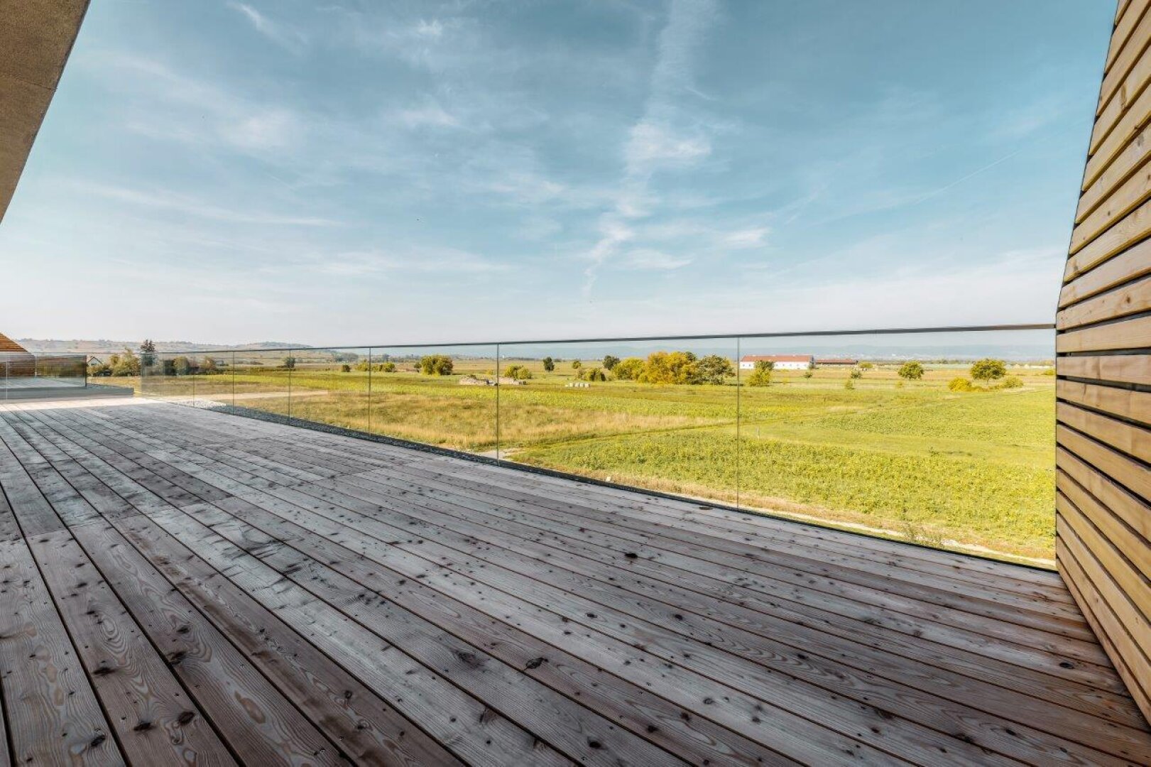 Provisionsfreie 2 Zimmer Dachgeschoßwohnung mit Pool- und Seezugang im Seepark Oggau!