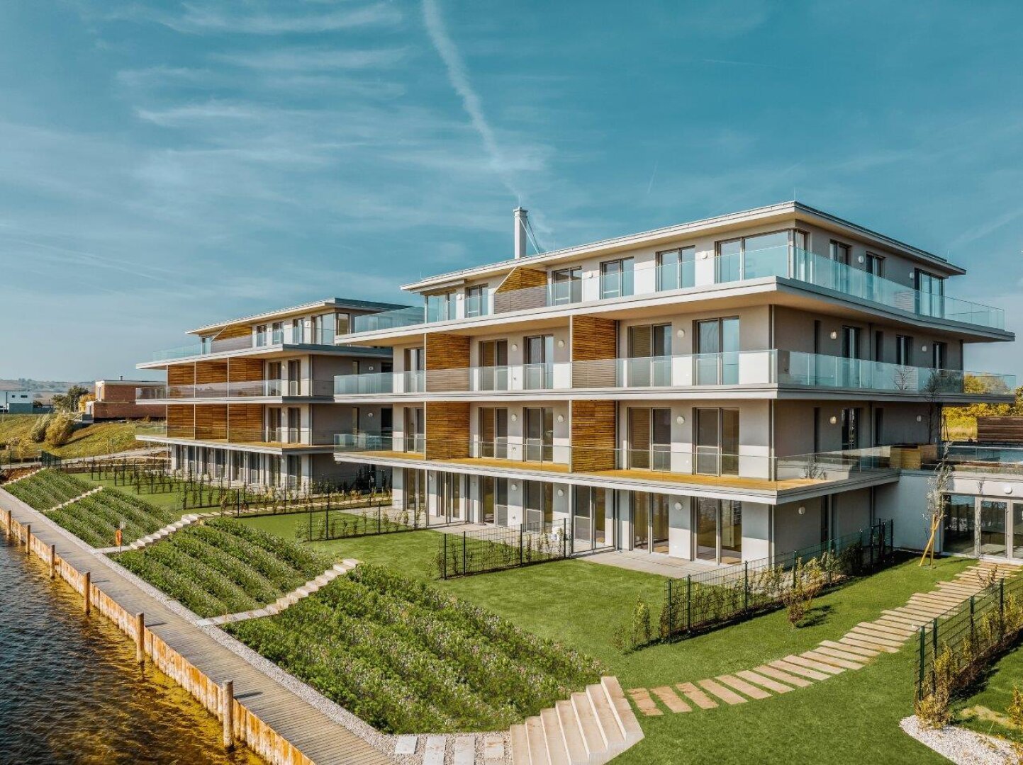 Provisionsfreie 2 Zimmer Dachgeschoßwohnung mit Pool- und Seezugang im Seepark Oggau!