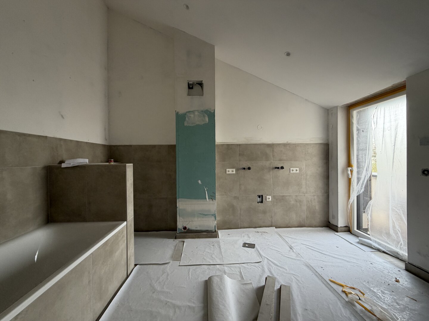 Exklusives Dachgeschoß mit 57m² Terrasse und Sauna (Top 9) - Neubauprojekt am Kremser Steindl