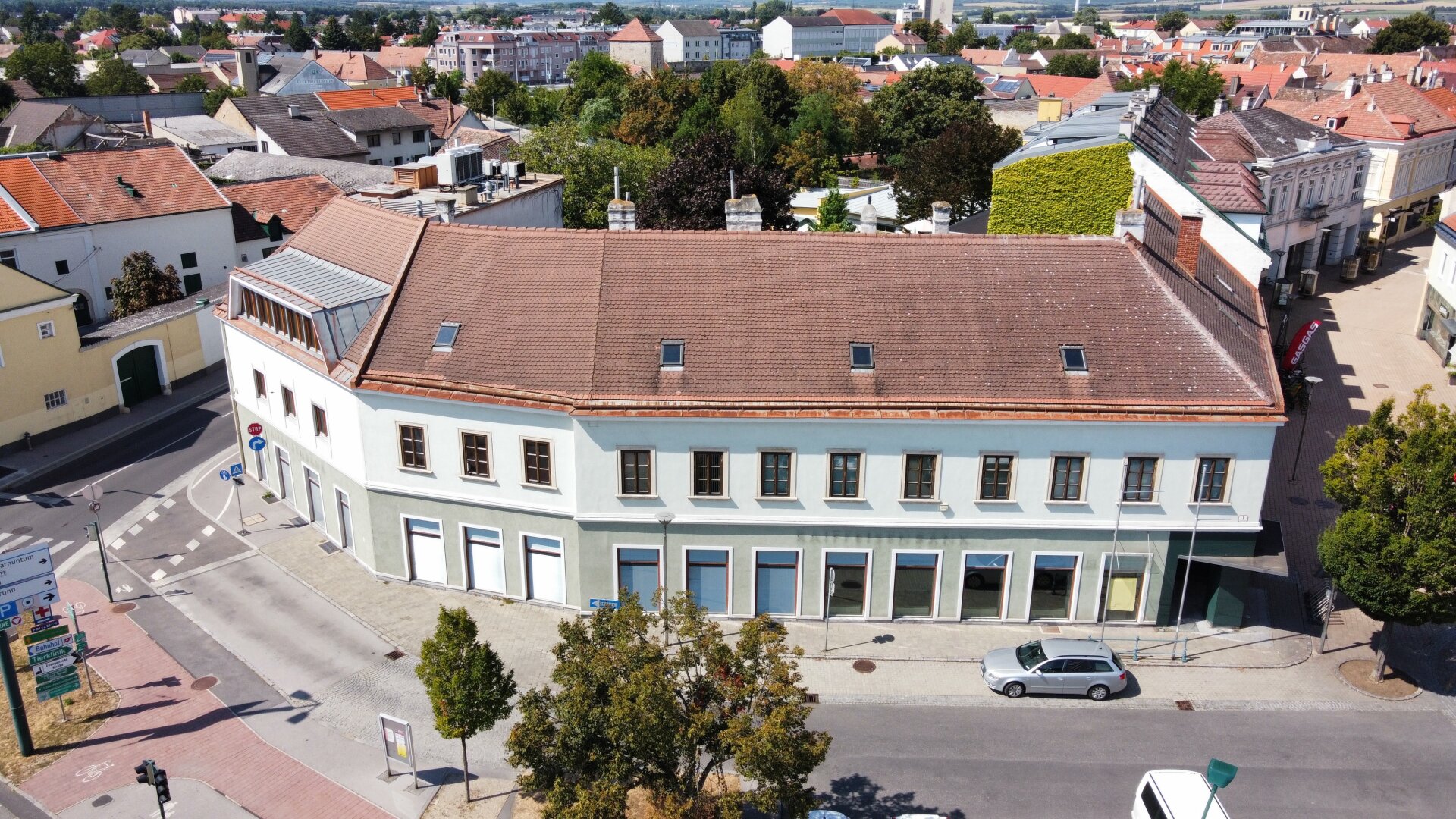 515m² Geschäfts-Bürofläche am Beginn der Fußgängerzone in Bruck/Leitha