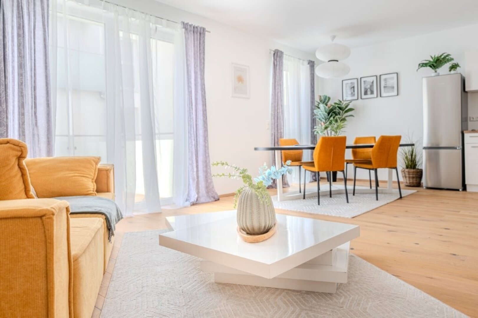 Moderne Eigentumswohnung mit Balkon
