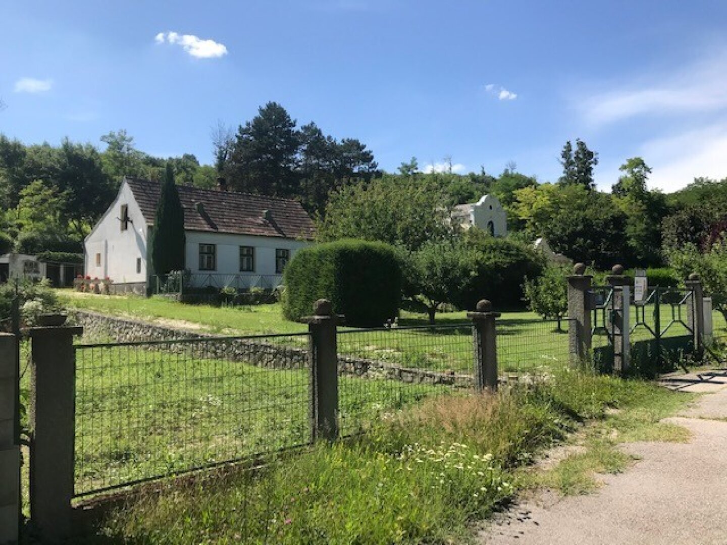 Grundstück mit 1.947 m² für ein Einfamilienhaus oder Bauträgerprojekt!