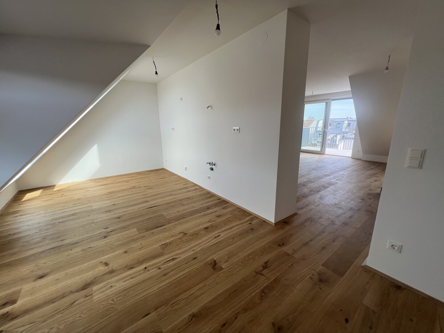 Küche 26 m² + Wohnzimmer 38 m²