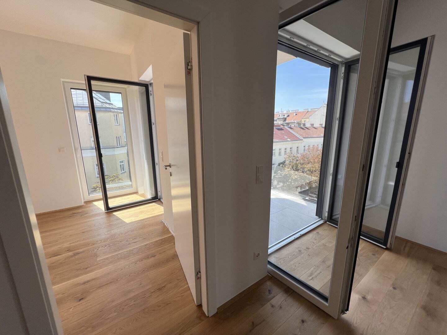 1.Loggia für Blätterwaldzimmer und Herzstück Wohnen und Küche