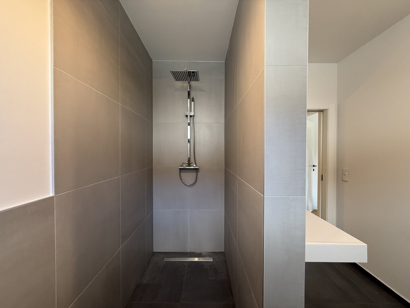 Moderne Walk-In Dusche