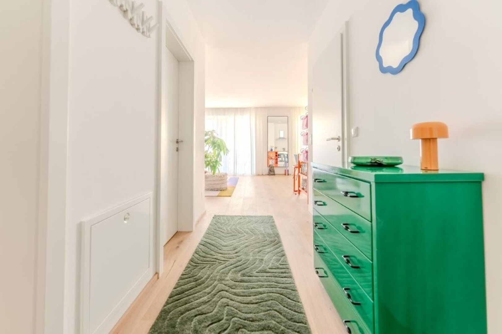 Stilvolle Neubauwohnung mit Balkon in schöner Wohnlage