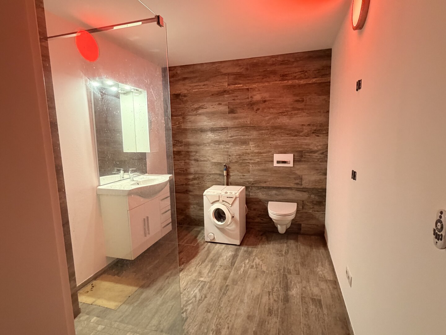 Wirtschaftsraum, Dusche