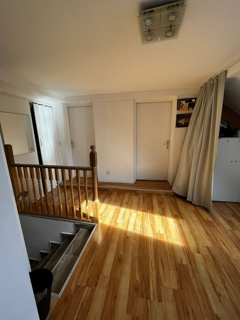 Mehrfamilienhaus mit 4 Wohnungen in verschiedenen Größen.