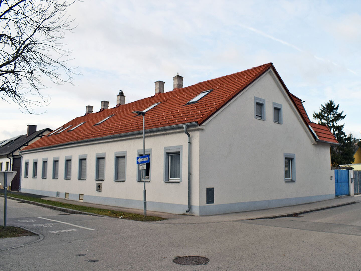 Mehrfamilienhaus mit 4 Wohnungen in verschiedenen Größen.