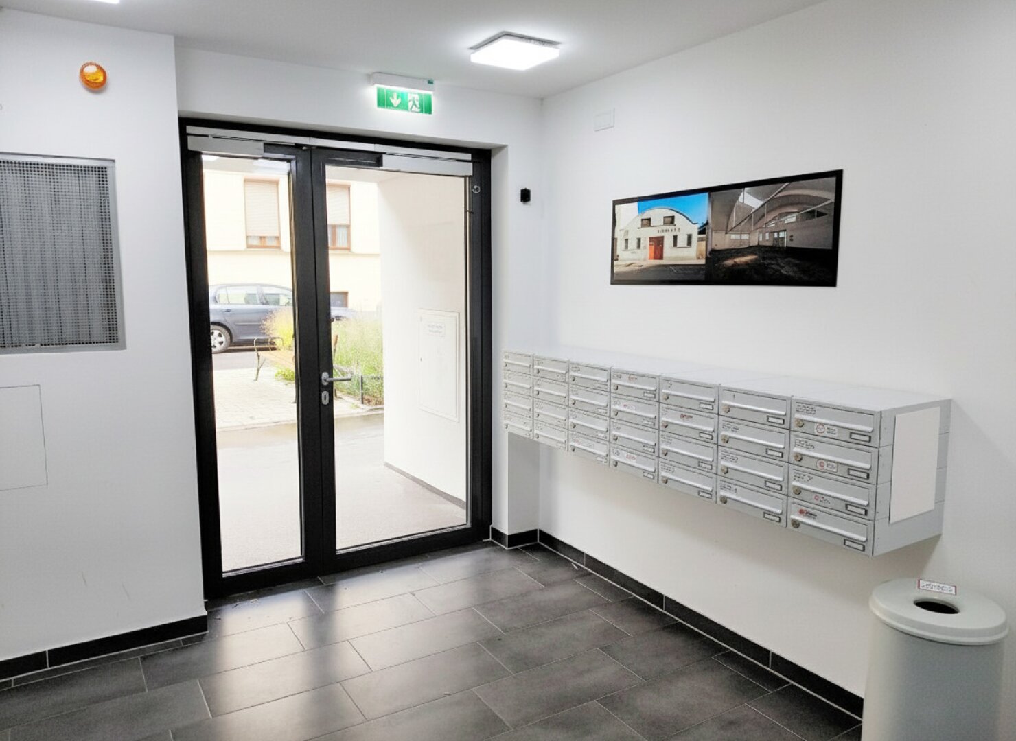 Büro bzw. Praxis mit Garagenplatz
