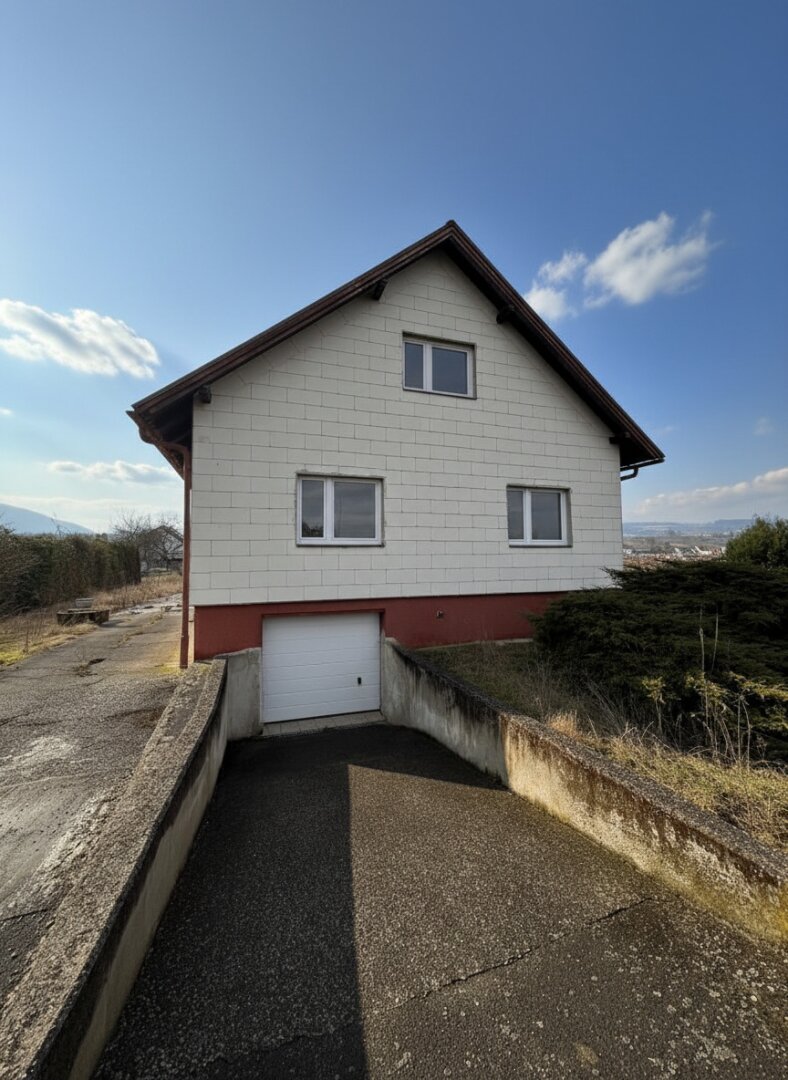 Wohnhaus auf großzügigem Bauland mit Blick auf Stift Göttweig