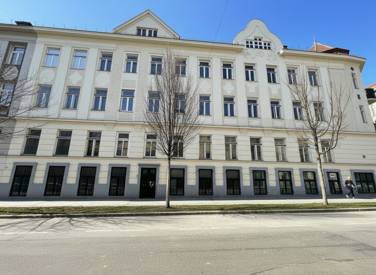 lange Straßenfronten - guter Werbeeffekt