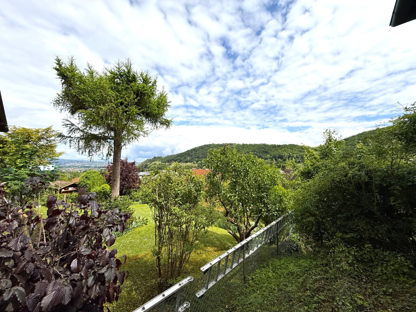 Anhöhe mit Ausblick