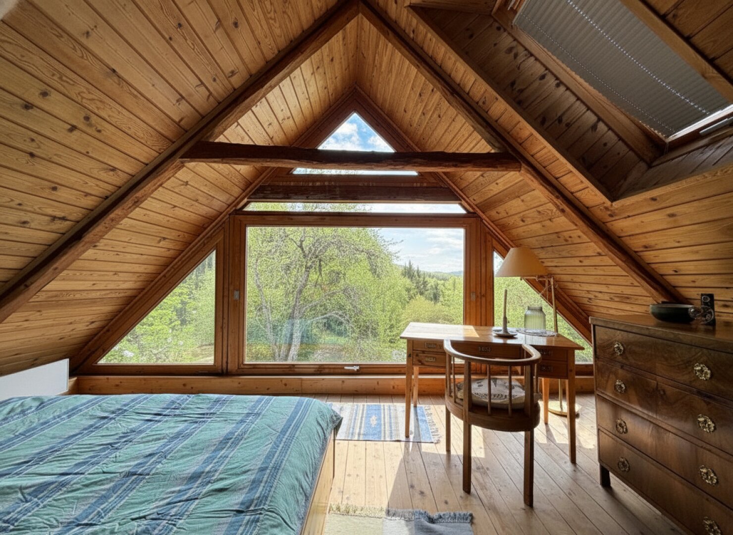 Schlafzimmer mit Panoramafenster...