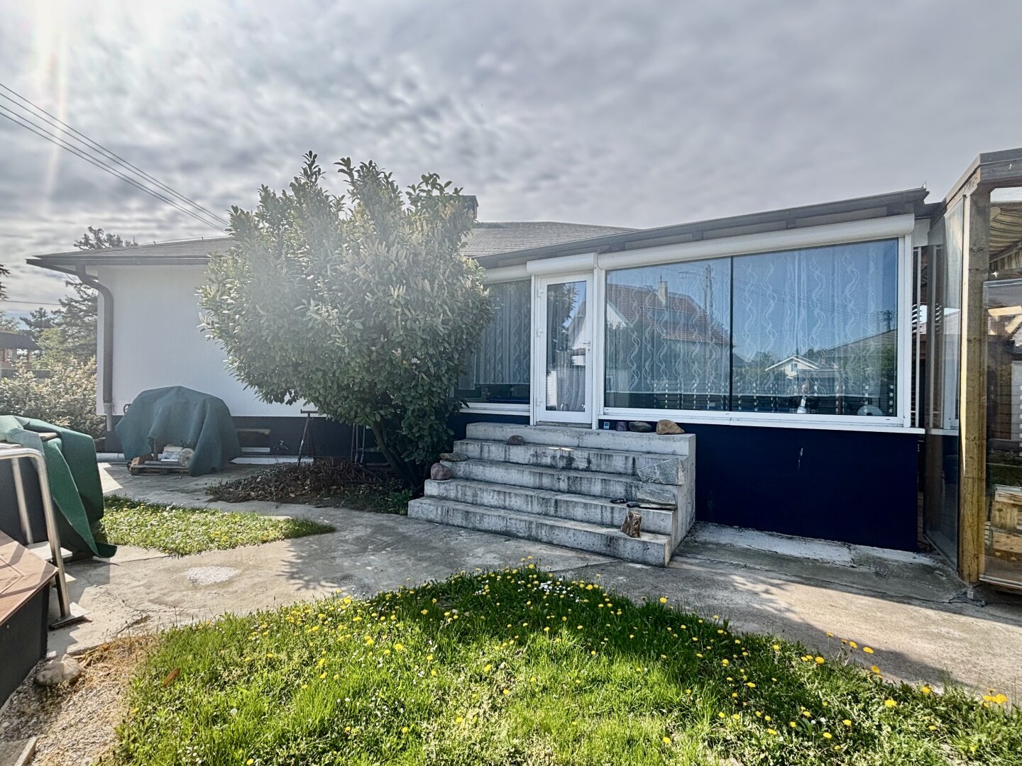 Bungalow mit Pool in Straßhof an der Nordbahn