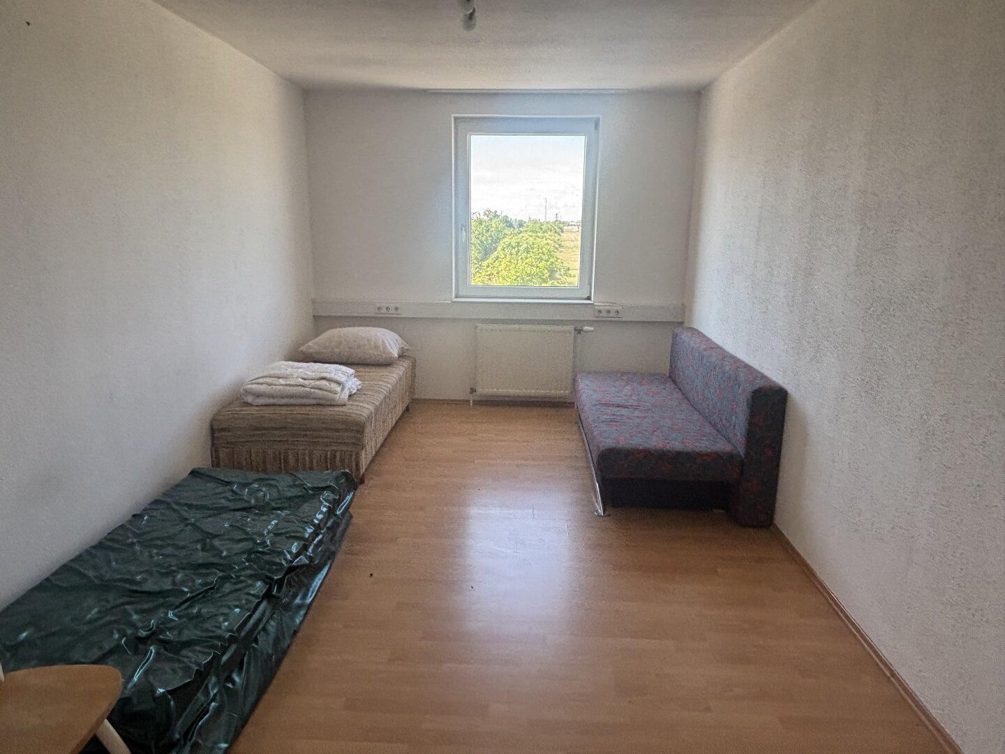 Gewerbehalle mit Büro/Arbeiterquartier in Hagenbrunn!