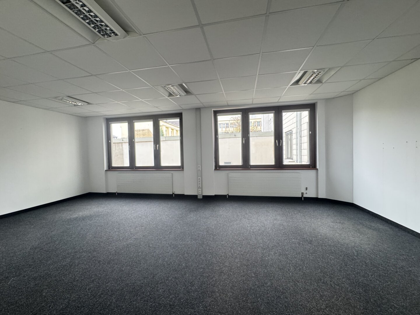 Großzügige Büro/Praxis 1 OG in Top Lage – ca. 423 m² Ideal für Ihr Business!
