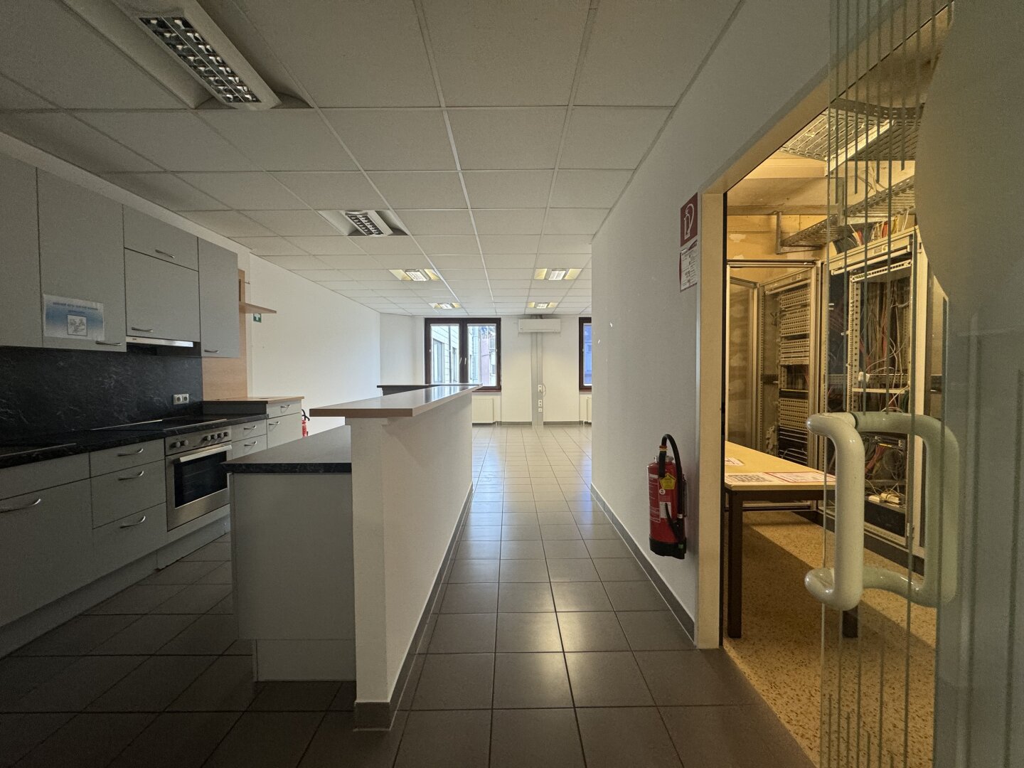 Großzügige Büro/Praxis 2 OG in Top Lage – 423 m² Ideal für Ihr Business!