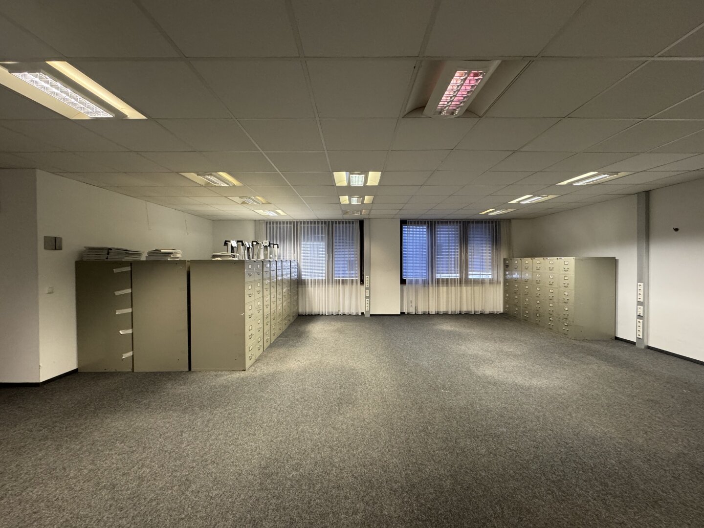 Großzügige Büro/Praxis 2 OG in Top Lage – 423 m² Ideal für Ihr Business!