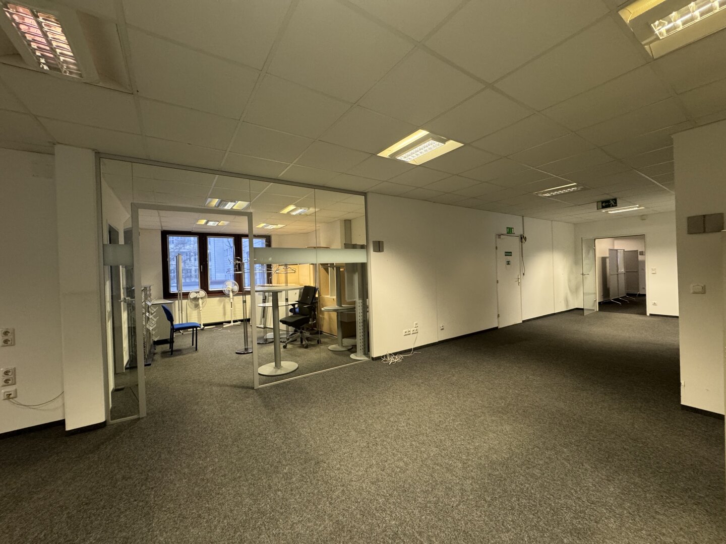 Großzügige Büro/Praxis 2 OG in Top Lage – 423 m² Ideal für Ihr Business!