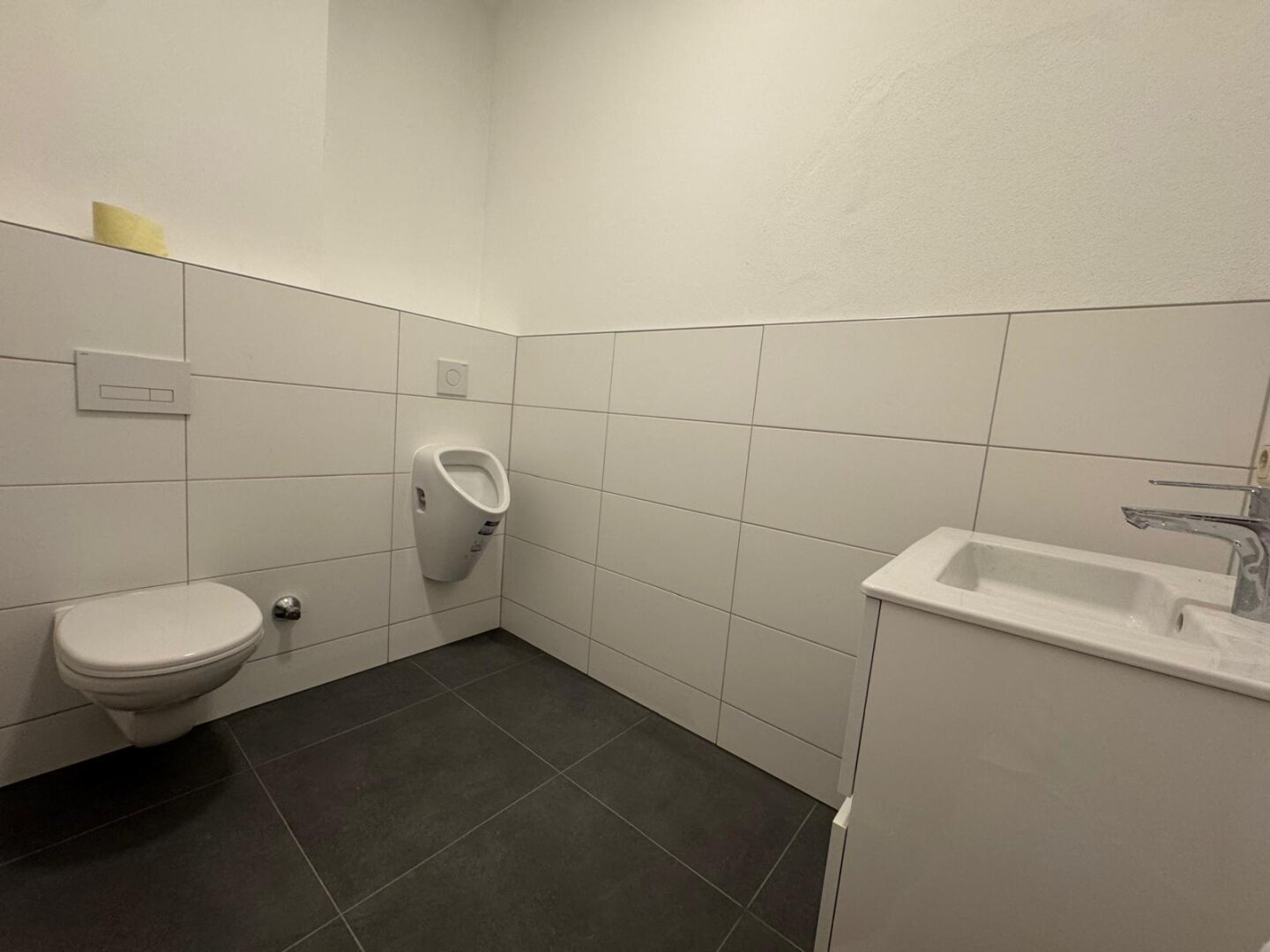 Erstbezug Büro/Praxis 1OG in Top Lage - 113m² Ideal für Ihr Business!