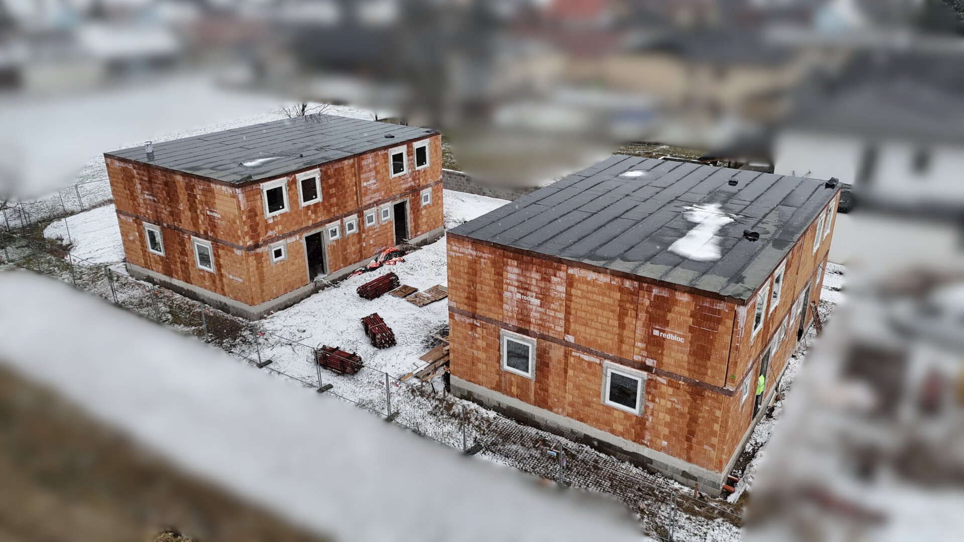 Doppelhaushälfte  in Ruhelage Erstbezug