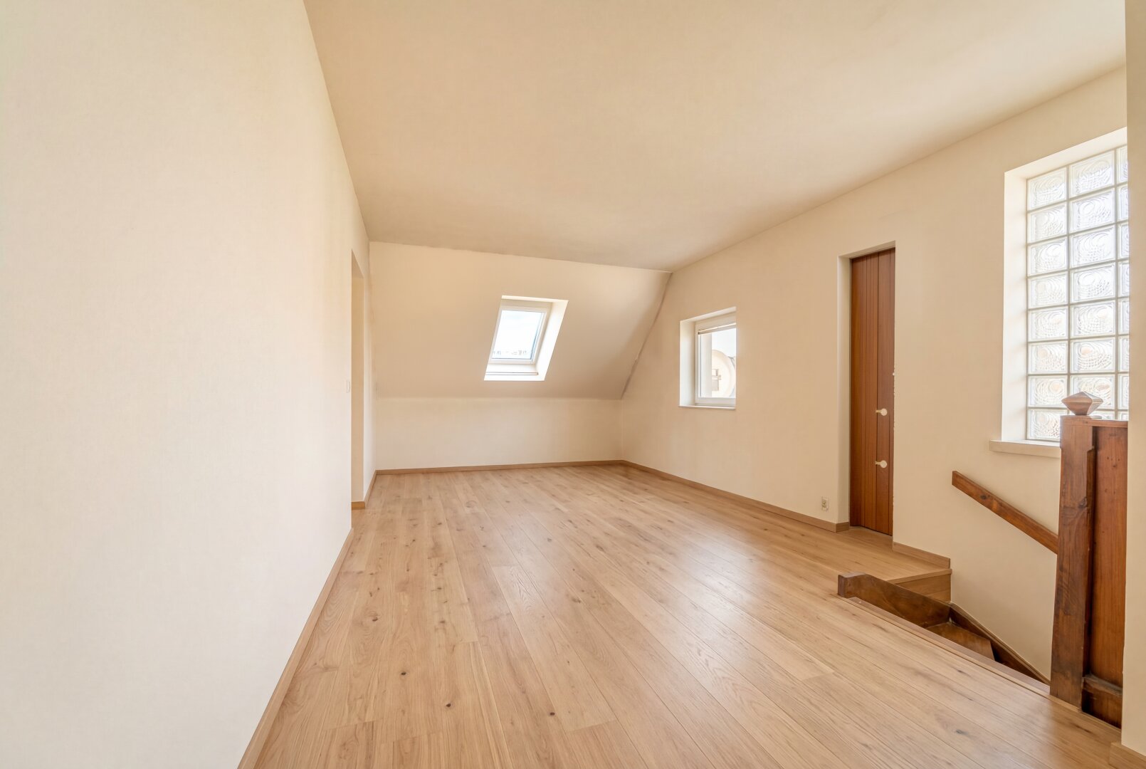 ++NEU++ Exklusives Entwicklungsprojekt -  Ausbau- & Neubaupotenzial auf ca. 911 m² Grundstück! Top Lage