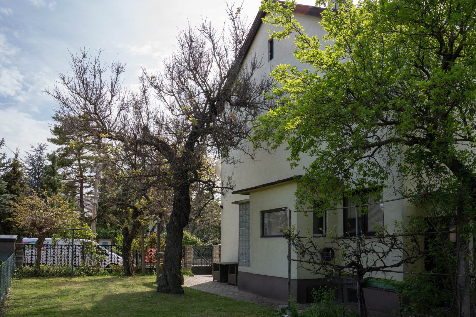 Entwicklungsliegenschaft mit Altbestand auf 536 m² Grund
