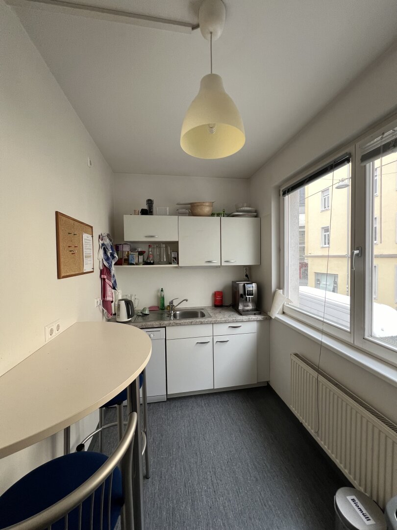 Kompakte Büroräumlichkeit in zentraler und verkehrsgünstiger Lage