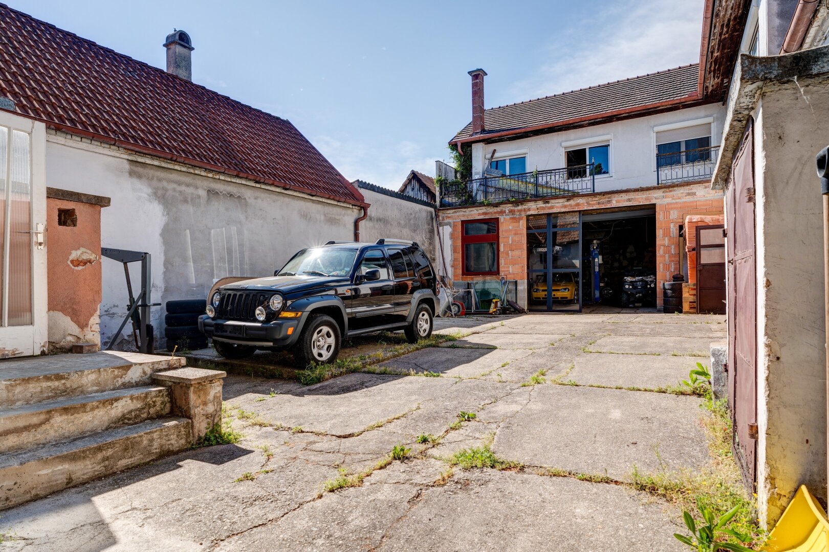 „Projekt mit Charakter – Wohnen, Werkstatt & Innenhof vereint“