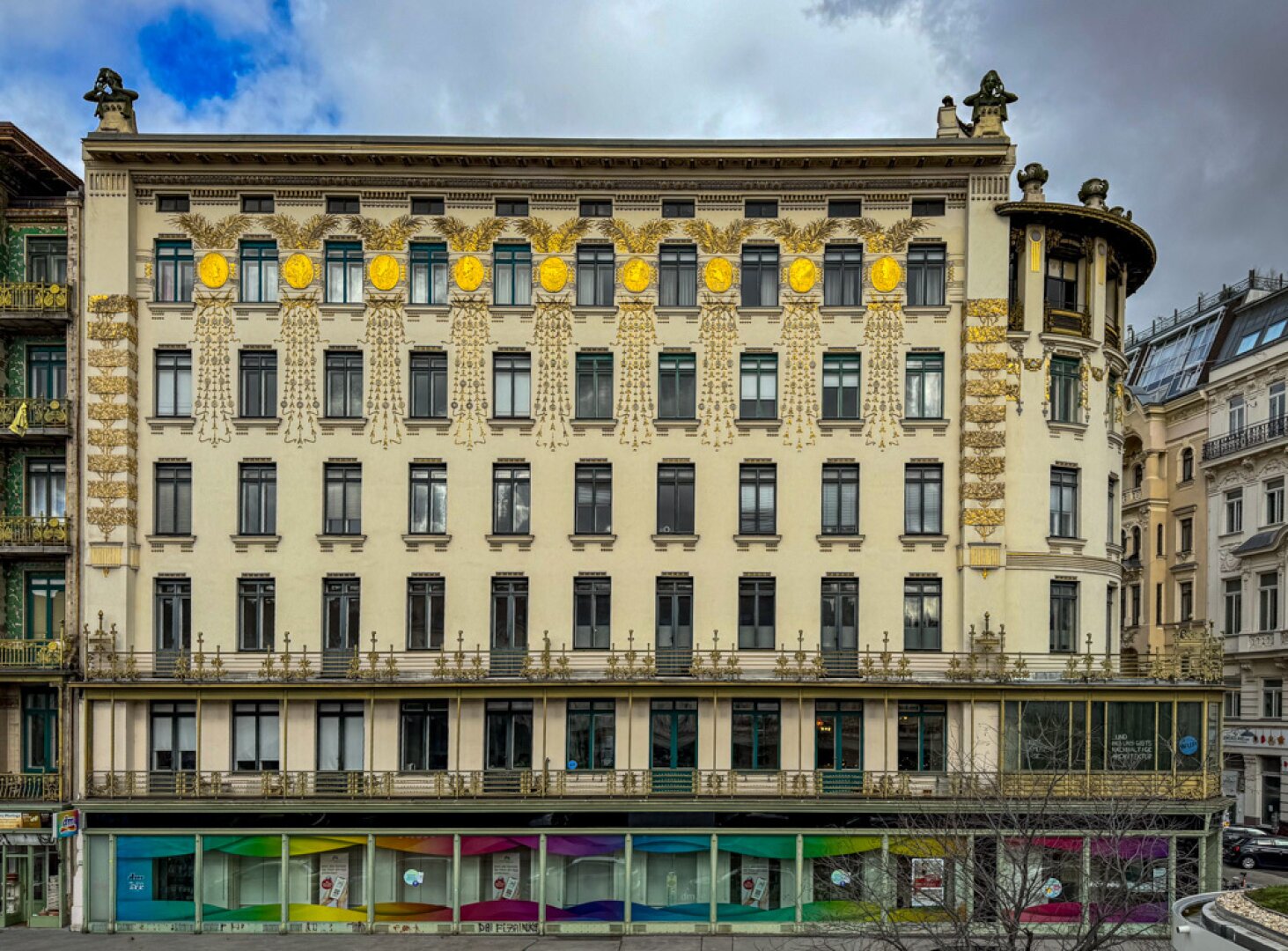 ATTRAKTIVES BÜRO/PRAXIS IM REPRÄSENTATIVEN JUGENDSTILHAUS VON OTTO WAGNER / DIREKT AM NASCHMARKT