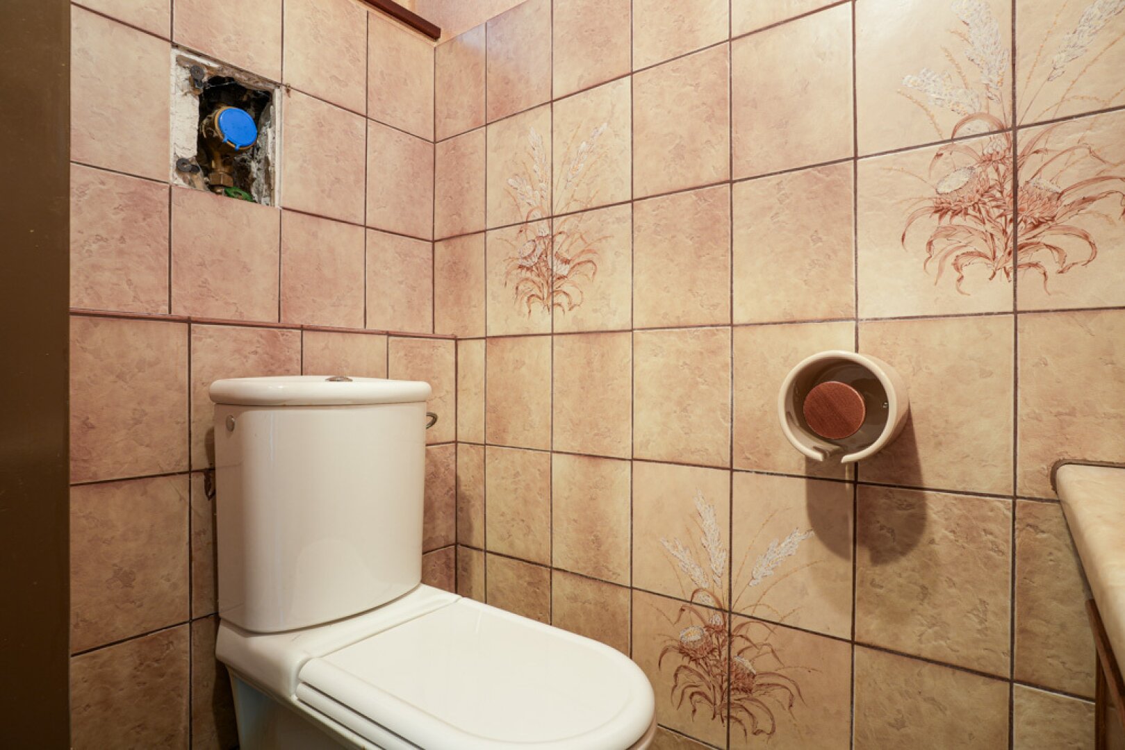 WC UG.