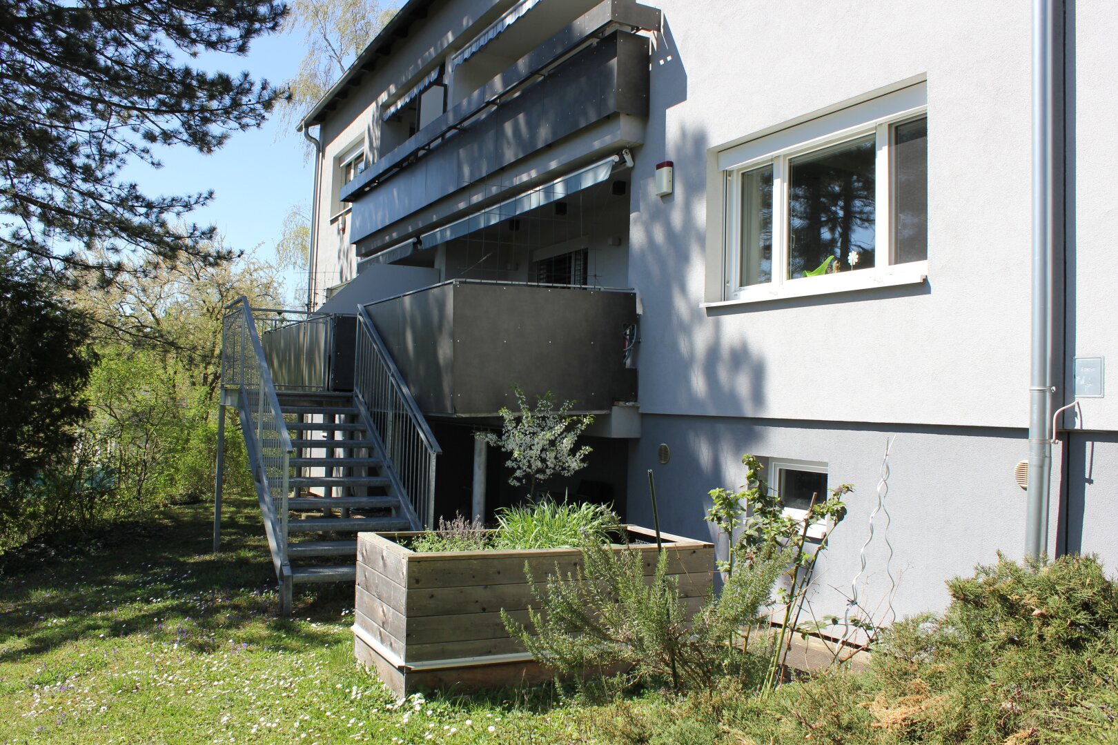 Außenansicht (O)