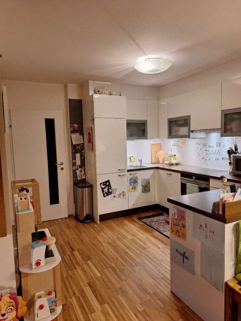 Sehr gepflegte Wohnung im 22.Bezirk mit großen Balkonen abzugeben