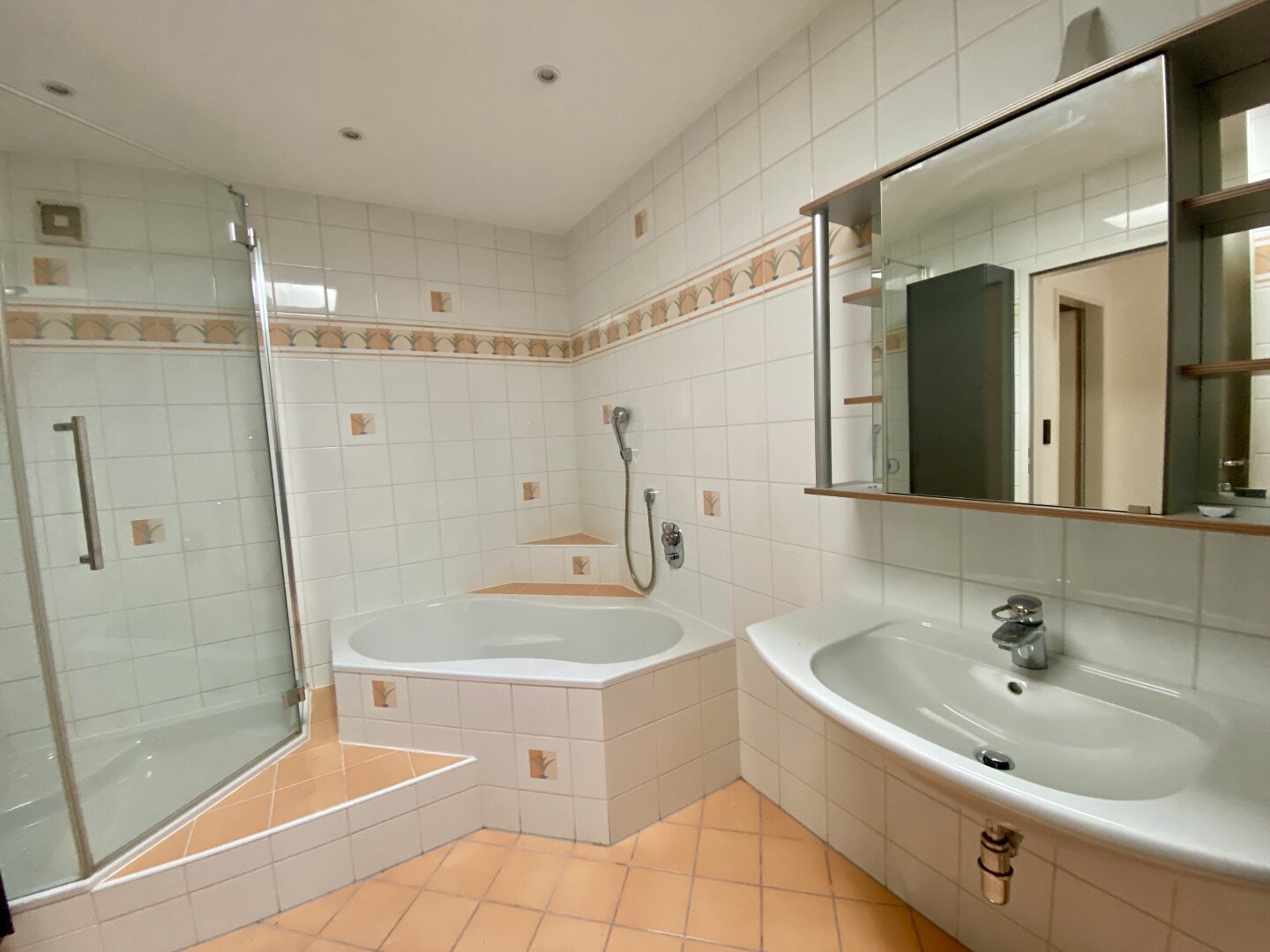 über den Dächern - coole 2 Zimmer-Loft in Zentrumslage