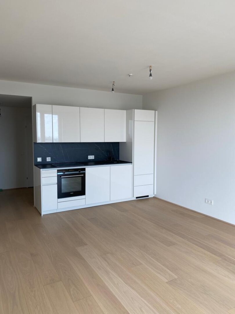 Neubau Erstbezug - mit umfassendem Blick aus dem 25. Stock