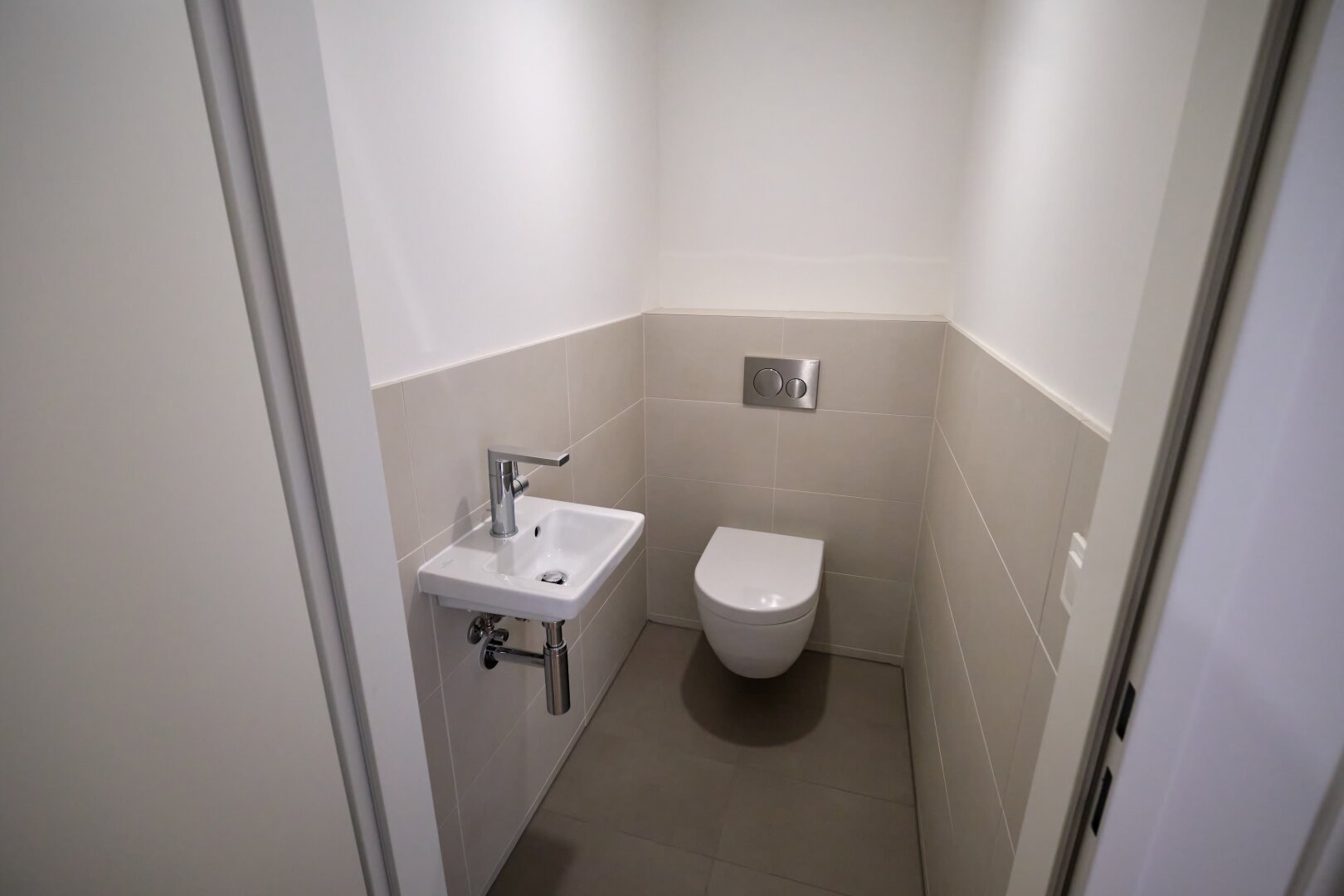 Neubau Erstbezug - mit umfassendem Blick aus dem 25. Stock