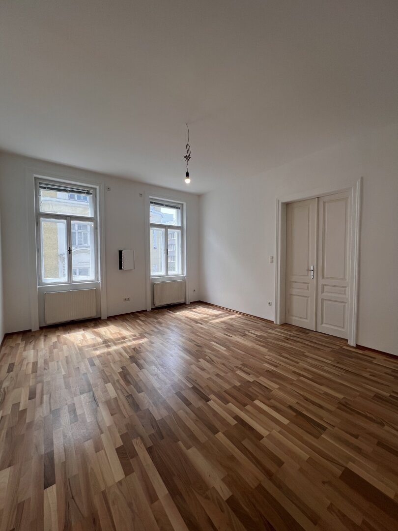 Charmante Altbauwohnung mit 3 Zimmern und Kabinett