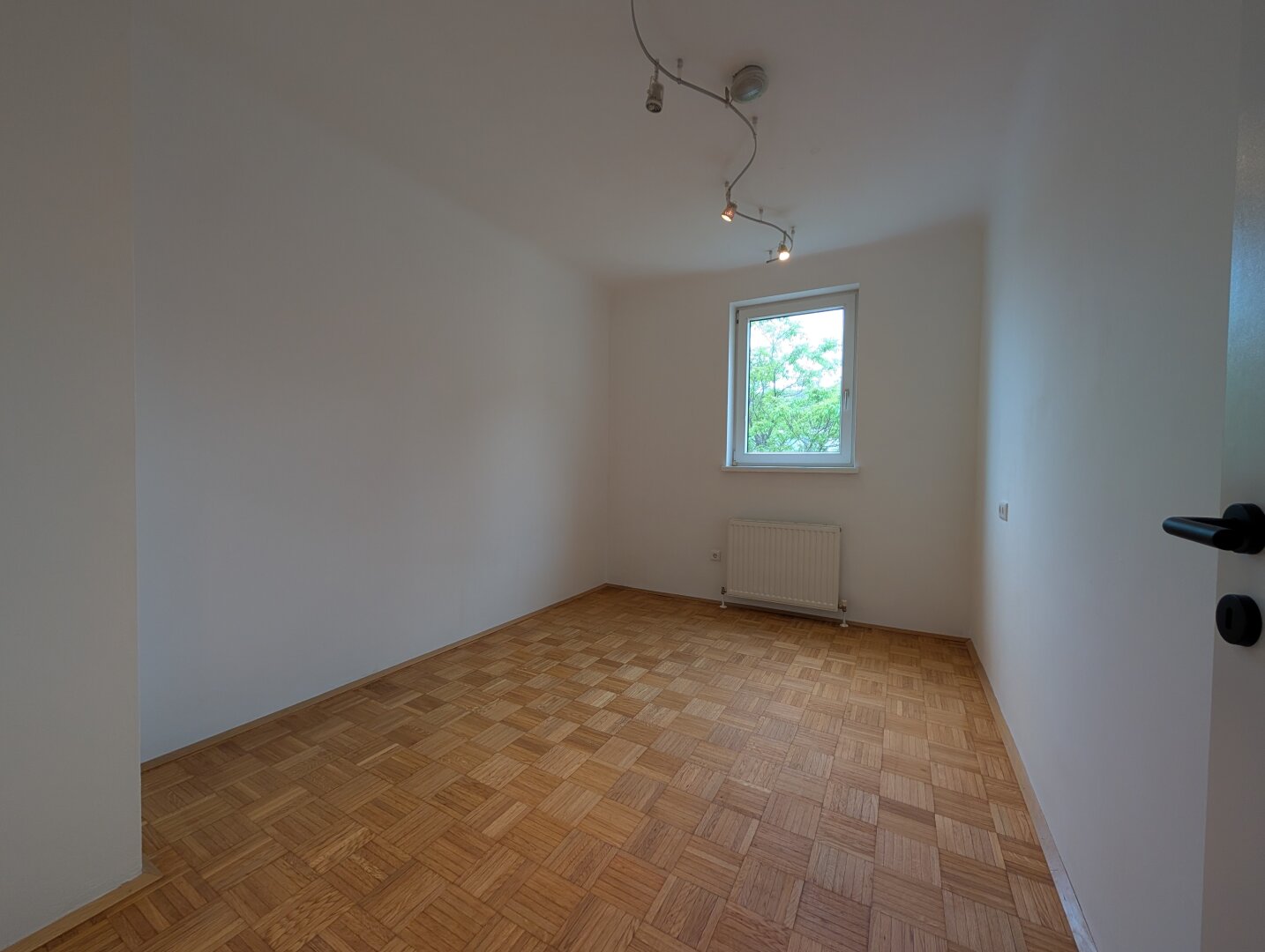 WG Wohnung mit perfekter Anbindung