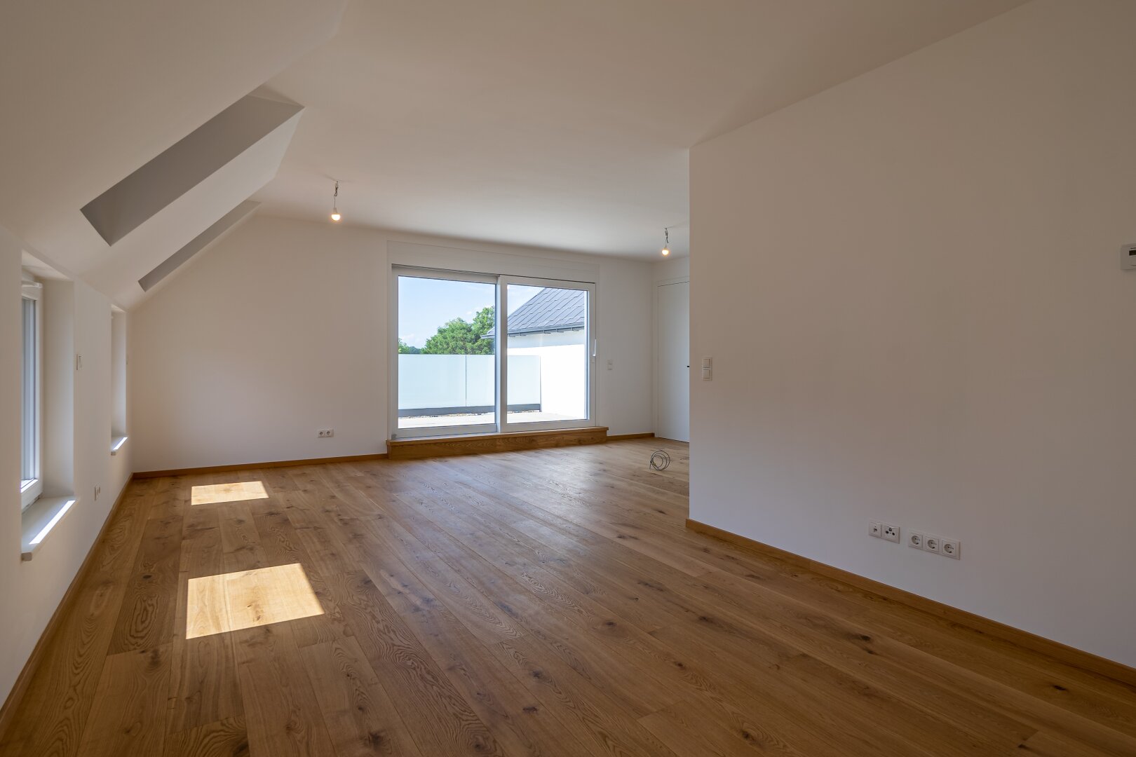 *Erstbezug* 4-Zimmer Familienwohnung mit exklusiver Ausstattung!
