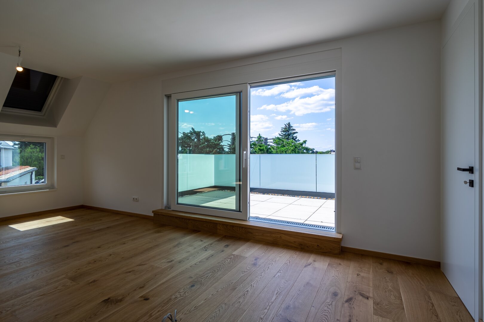 *Erstbezug* 4-Zimmer Familienwohnung mit exklusiver Ausstattung!
